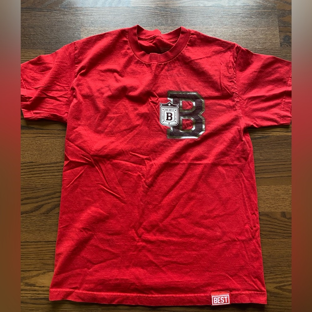 BREEZY EXCURSION TEE!